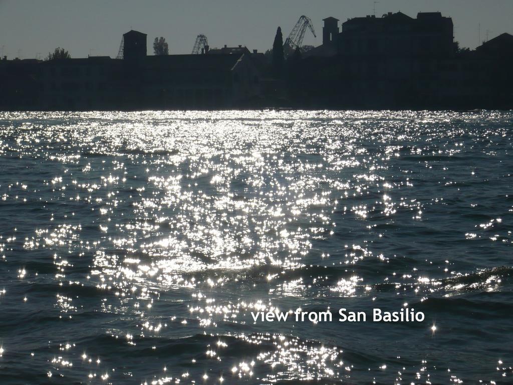 威尼斯Cruise Harbor Next 4Pax, Mob Aircond, Wifi公寓 外观 照片