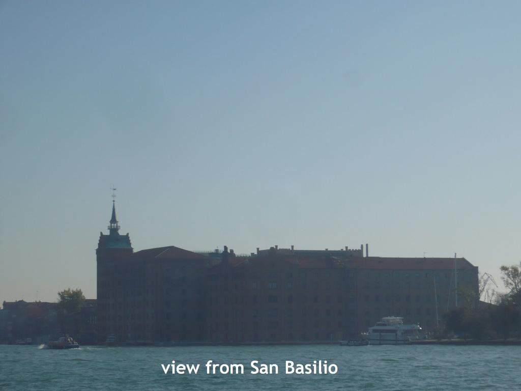 威尼斯Cruise Harbor Next 4Pax, Mob Aircond, Wifi公寓 外观 照片